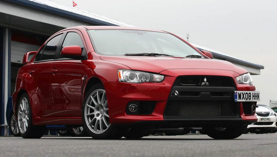 Отличие lancer от lancer x