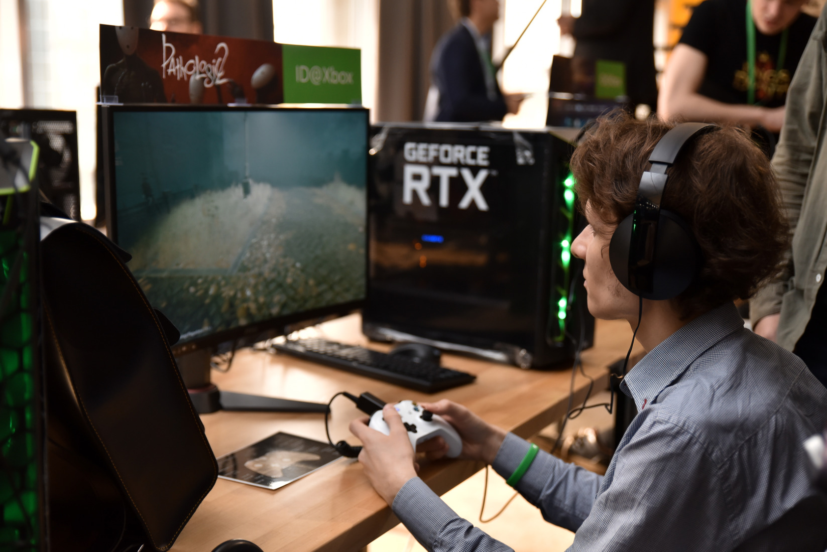 игромир 2019 blizzard. игромир 2003. мультимедиа в развлечениях. фон для выставки игр. игромир крокус экспо 2020.